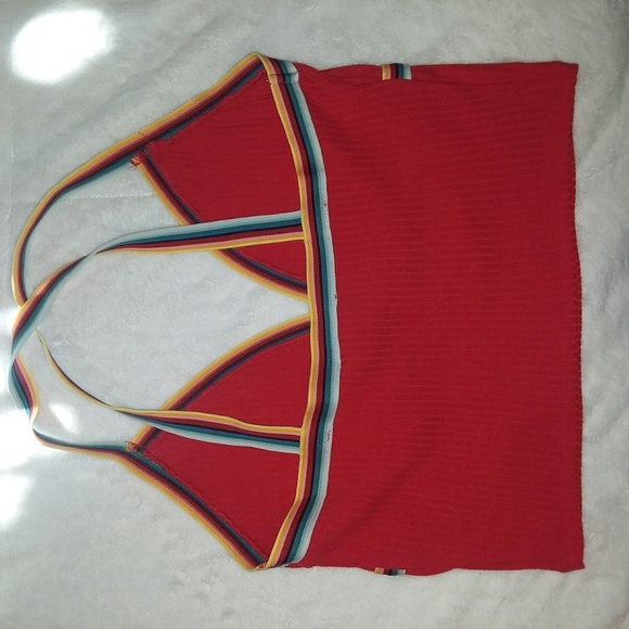 Red crop top - Picture 2 of 3